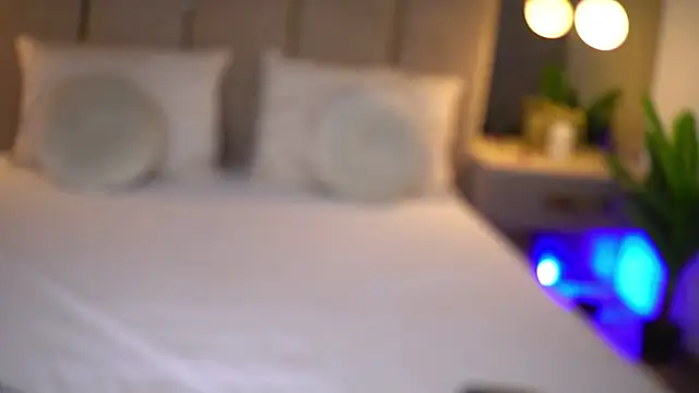 CamilaStarr online show from 09/21/25, 08:36