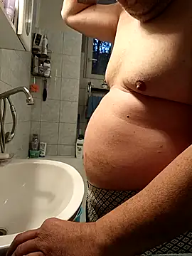 narrowboy online show from 10/21/25, 05:29