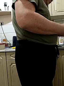 narrowboy online show from 12/17/25, 01:27