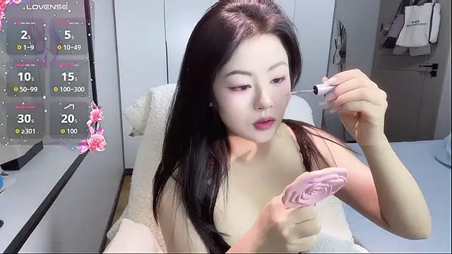 Snapshot of janequeen chatting on 02/09/26, 03:10 janequeen online show from 02/09/26, 03:10