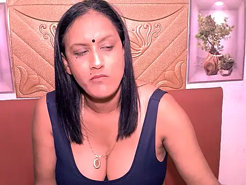 Indiansexyboobs18 online show from 04/26/26, 04:54