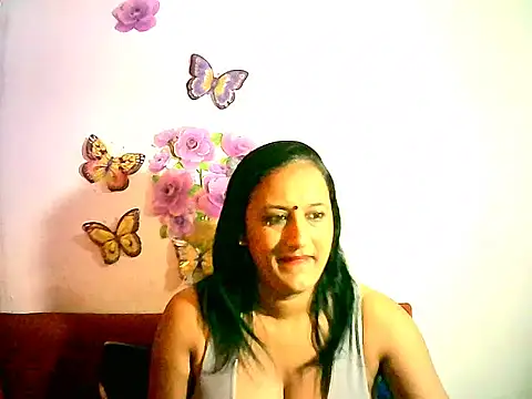 Indiansexyboobs18 online show from 11/10/25, 08:19