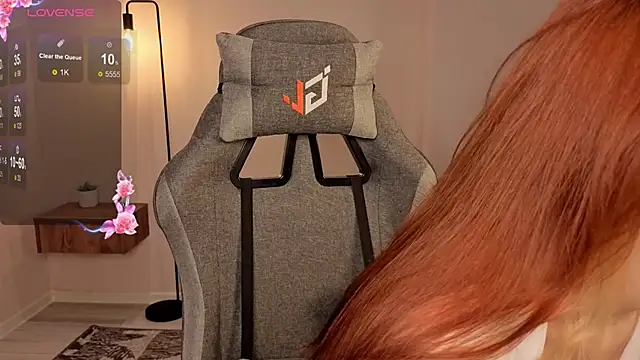 Snapshot of Frences_Eyes chatting on 11/09/25, 01:26 Frences Eyes online show from 11/09/25, 01:26