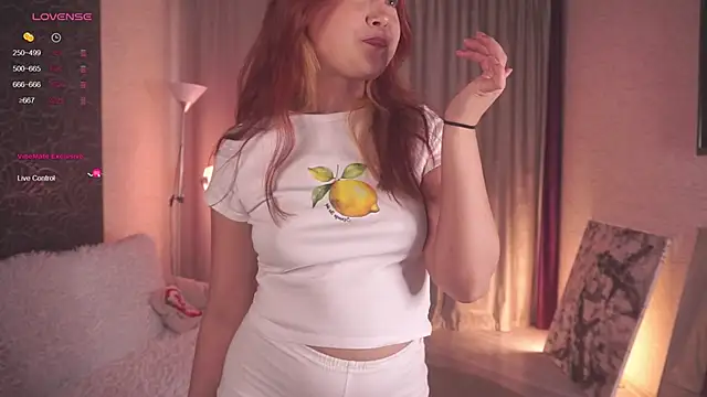 Frences Eyes online show from 10/02/25, 01:14