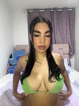 karolaalcendra online show from 11/07/25, 03:55