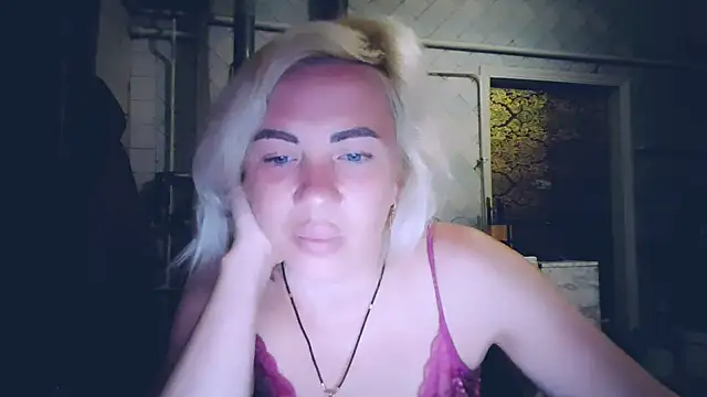 EmmaCat  online show from 05/28/26, 08:15