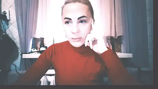 EmmaCat  online show from 11/19/25, 06:24