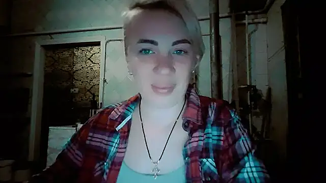 EmmaCat  online show from 02/16/26, 06:12