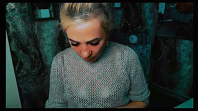 EmmaCat  online show from 09/22/25, 05:24