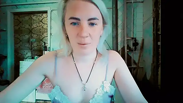 EmmaCat  online show from 02/09/26, 08:56