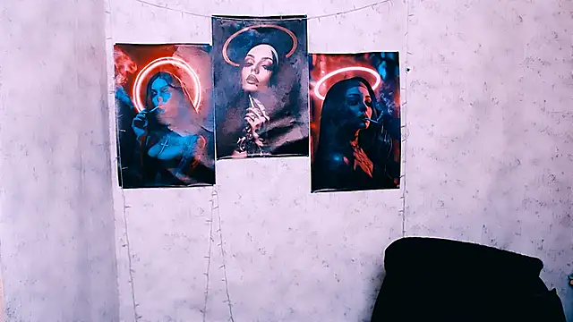 EmmaCat  online show from 11/04/25, 07:01