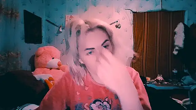 EmmaCat  online show from 10/19/25, 02:09