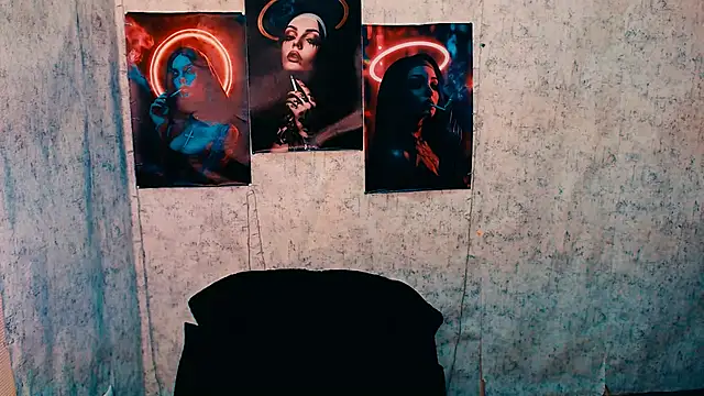 EmmaCat  online show from 10/21/25, 04:01