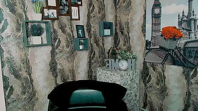 EmmaCat  online show from 10/01/25, 05:01