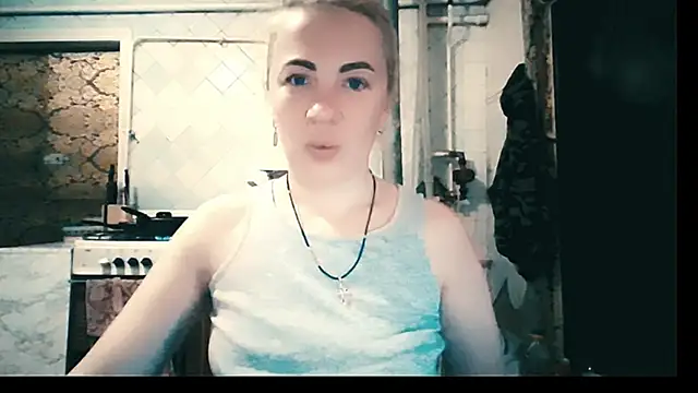 EmmaCat  online show from 11/27/25, 07:53