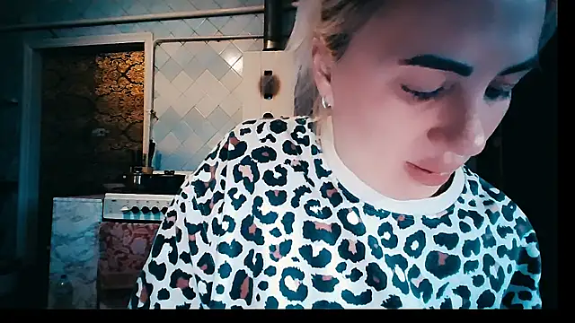 EmmaCat  online show from 01/18/26, 10:18