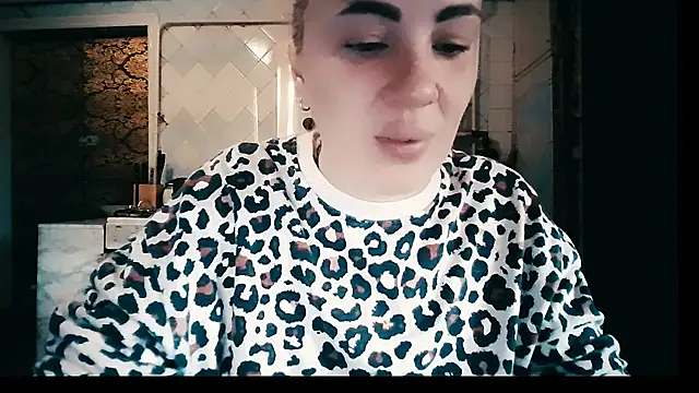 EmmaCat  online show from 01/19/26, 06:28