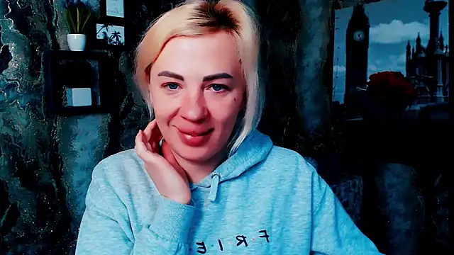 EmmaCat  online show from 02/28/26, 06:02