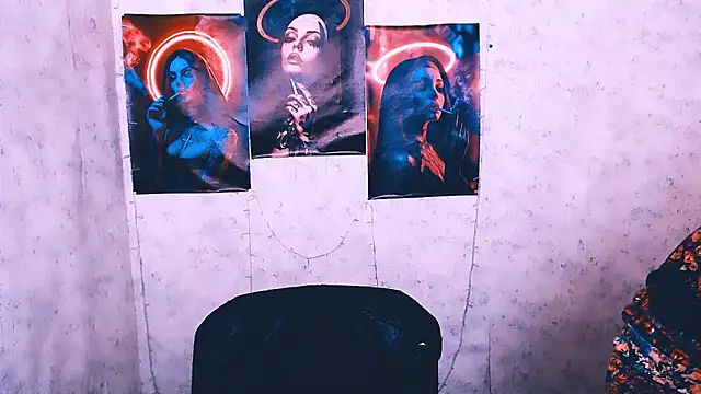 EmmaCat  online show from 10/07/25, 04:02