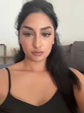 Mia spicyy online show from 06/03/26, 08:37