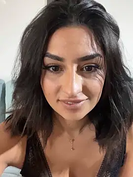 Mia spicyy online show from 10/11/25, 12:06