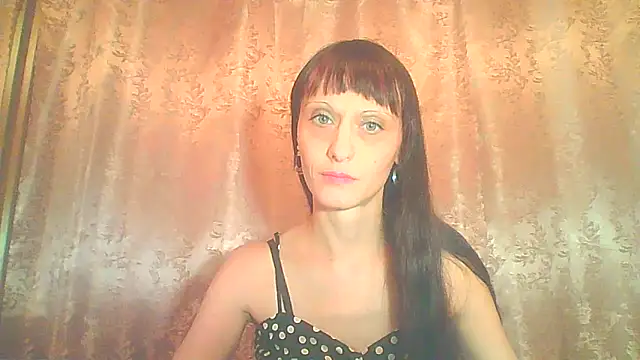 Snapshot of Irivana chatting on 10/05/25, 05:58 Irivana online show from 10/05/25, 05:58