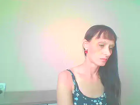 Snapshot of Irivana chatting on 10/12/25, 07:54 Irivana online show from 10/12/25, 07:54
