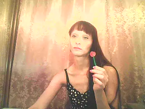 Snapshot of Irivana chatting on 10/18/25, 08:00 Irivana online show from 10/18/25, 08:00
