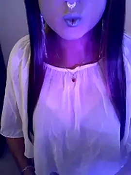 Cutie-Whiskey1 online show from 03/11/26, 09:03