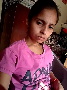 Saloni-Gupta online show from 10/21/25, 08:58