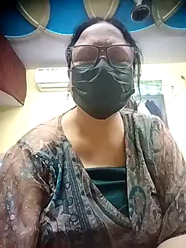 thehotlady online show from 03/23/26, 04:12