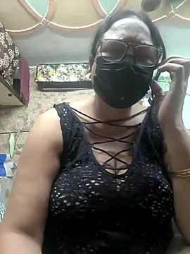 thehotlady online show from 03/07/26, 03:35