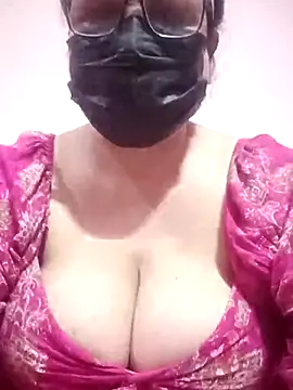 thehotlady online show from 01/07/26, 12:54