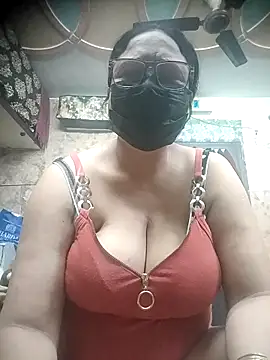 thehotlady online show from 02/19/26, 03:03