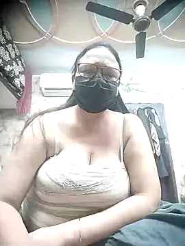 thehotlady online show from 09/23/25, 06:48