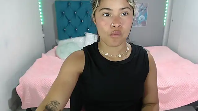mia sexgirl online show from 06/03/26, 02:33