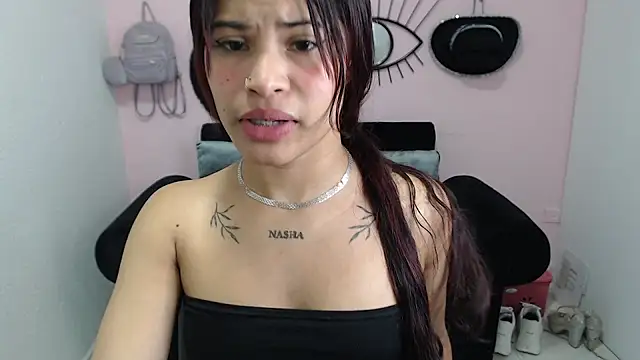 mia sexgirl online show from 11/07/25, 12:31