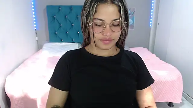 mia sexgirl online show from 07/07/26, 12:20