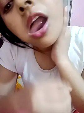 Snapshot of rasmiva chatting on 05/13/26, 03:41 rasmiva online show from 05/13/26, 03:41