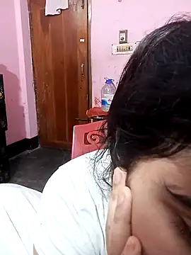 Snapshot of rasmiva chatting on 09/21/25, 08:58 rasmiva online show from 09/21/25, 08:58