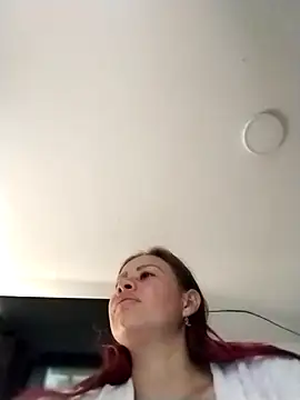 LaraCaliente online show from 02/25/26, 01:00