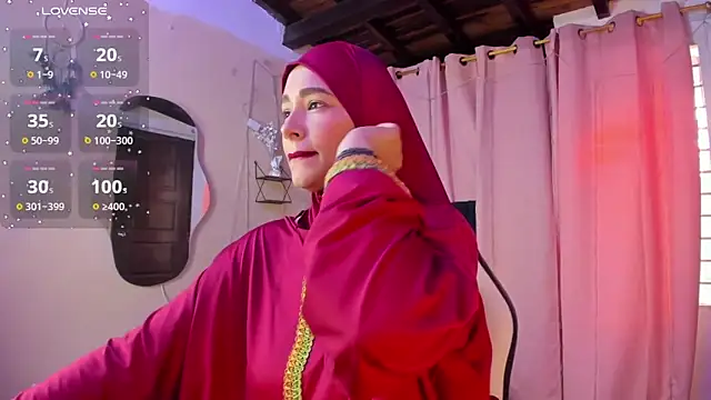 ShanaJamil online show from 10/23/25, 12:04