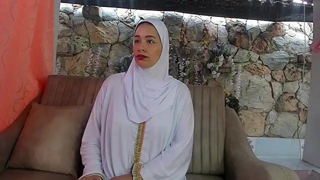 Snapshot of ShanaJamil chatting on 07/14/26, 12:11 ShanaJamil online show from 07/14/26, 12:11