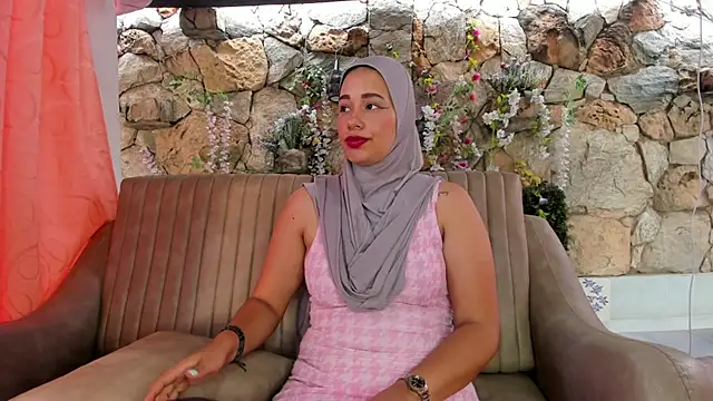 Snapshot of ShanaJamil chatting on 07/18/26, 11:52 ShanaJamil online show from 07/18/26, 11:52