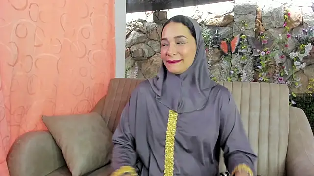 Snapshot of ShanaJamil chatting on 06/16/26, 12:16 ShanaJamil online show from 06/16/26, 12:16