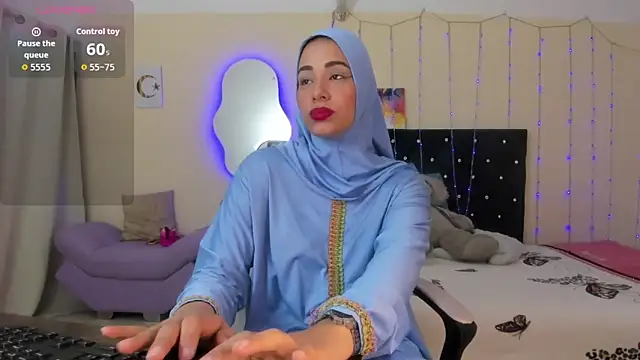 ShanaJamil online show from 04/30/26, 11:50