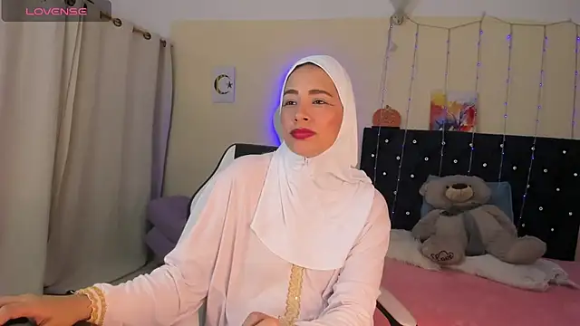 ShanaJamil online show from 04/15/26, 12:10