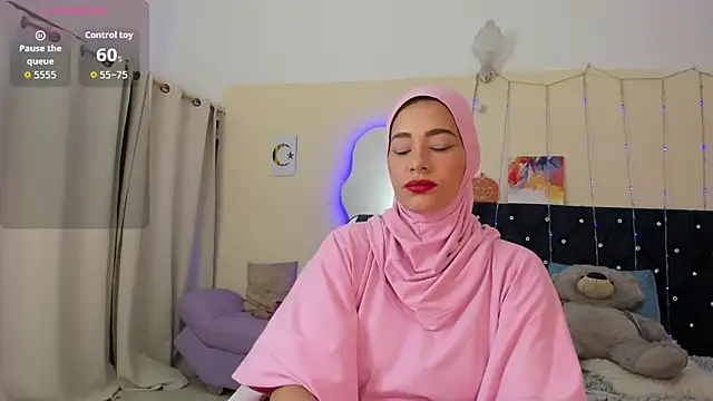 ShanaJamil online show from 05/05/26, 12:08