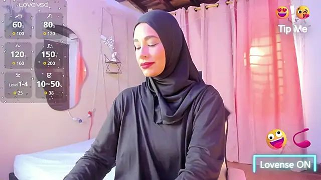 ShanaJamil online show from 10/31/25, 12:24