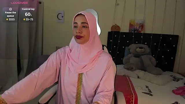 ShanaJamil online show from 04/09/26, 12:22